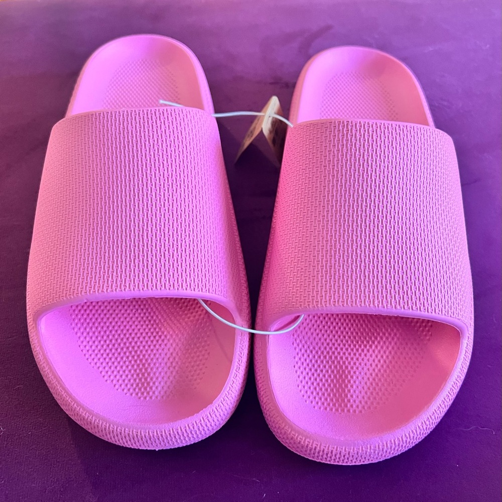 Victoria’s Secret PINK pillow slides NWT